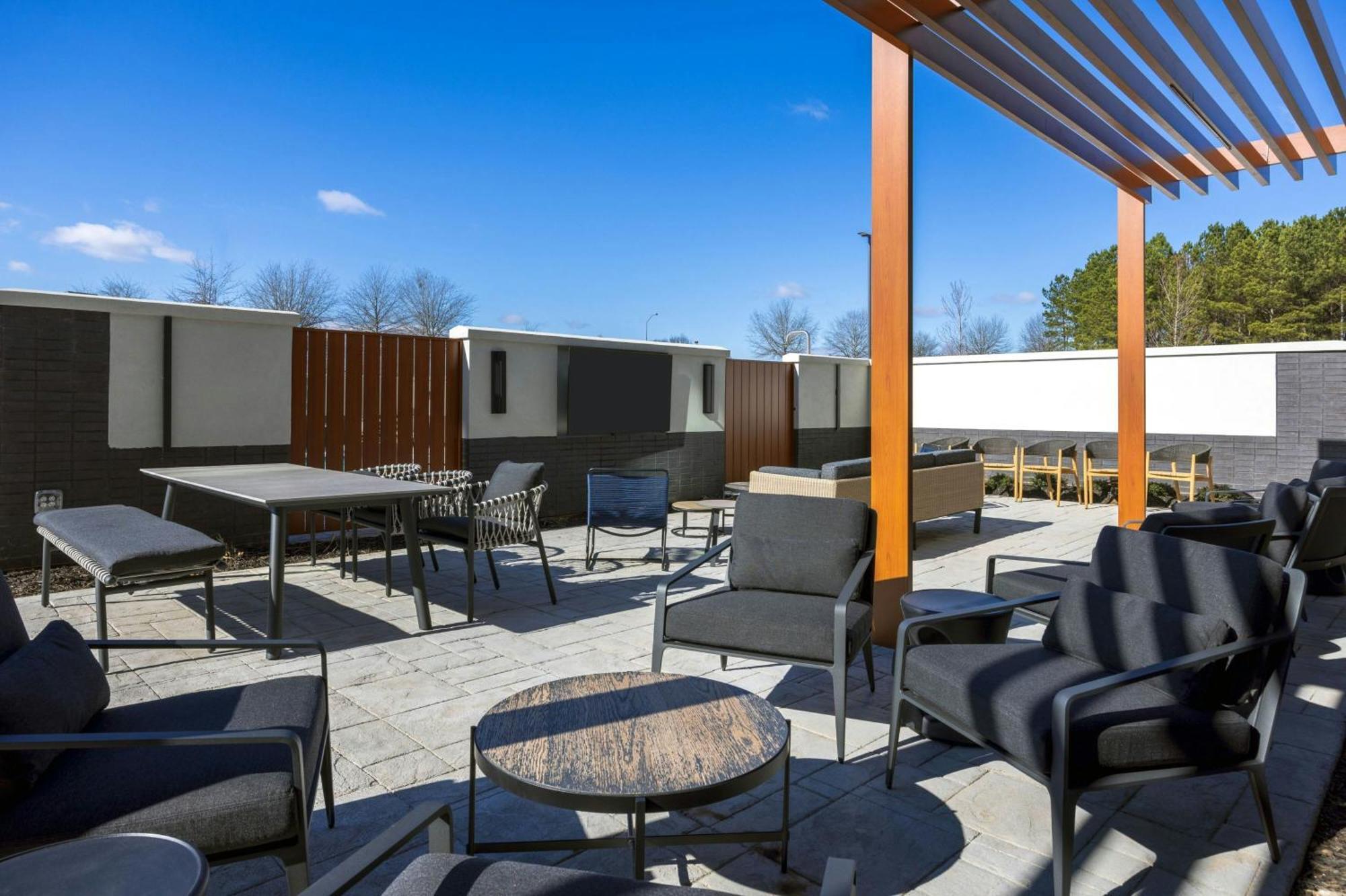 Towneplace Suites By Marriott Canton Riverstone Parkway Exteriér fotografie